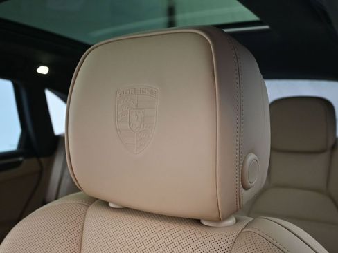 Used 2026 Porsche Macan GTS AWD/4WD image 20
