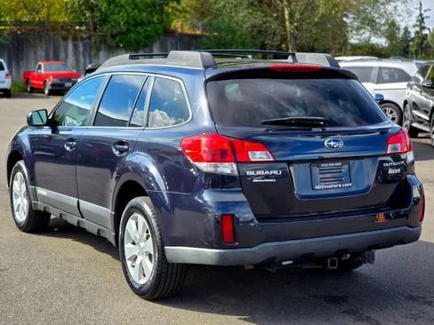 Used 2012 Subaru Outback 2.5i Premium w/ All-Weather Pkg AWD/4WD image 8
