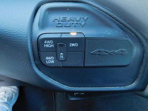 Certified 2024 RAM 2500 Big Horn AWD/4WD image 17