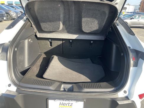 Used 2025 Buick Envista Preferred image 31