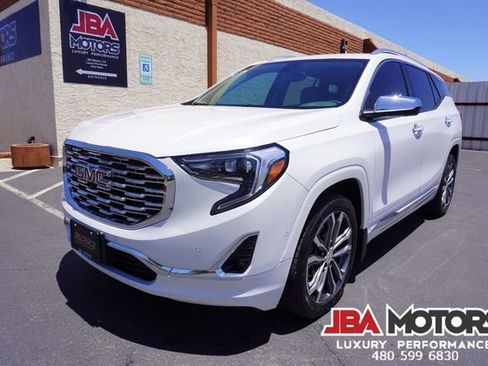 Used 2020 GMC Terrain Denali w/ Denali Premium Package FWD image 43