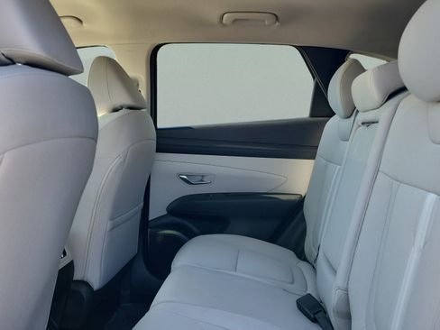New 2026 Hyundai Tucson SEL FWD image 9