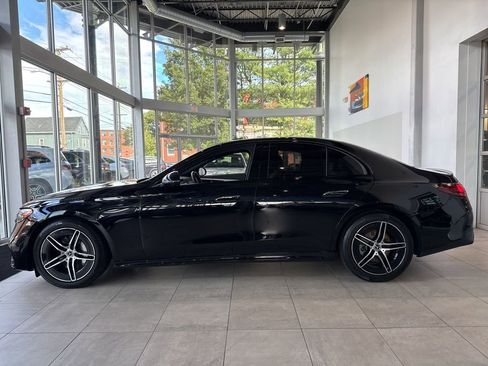 Certified 2025 Mercedes-Benz E 350 4MATIC Sedan image 4