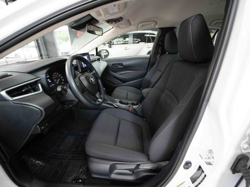 Used 2024 Toyota Corolla LE image 9
