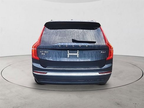Certified 2025 Volvo XC90 B6 Ultra w/ Protection Package AWD/4WD image 4