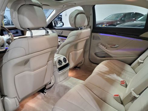 Used 2020 Mercedes-Benz S 560 4MATIC Sedan image 29