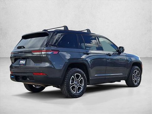 Used 2022 Jeep Grand Cherokee Trailhawk AWD/4WD image 5