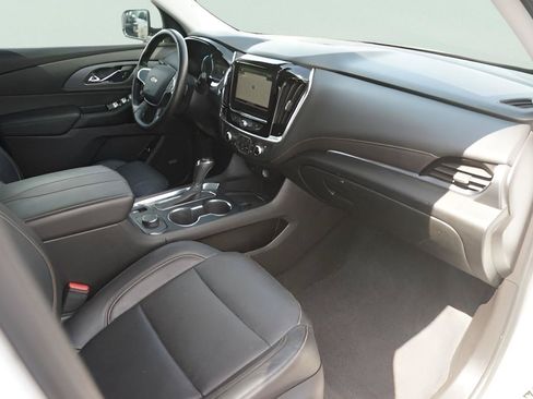 Used 2019 Chevrolet Traverse Premier w/ Driver Confidence II Package FWD image 20