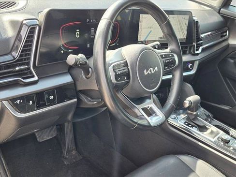Used 2023 Kia Sportage EX FWD image 9