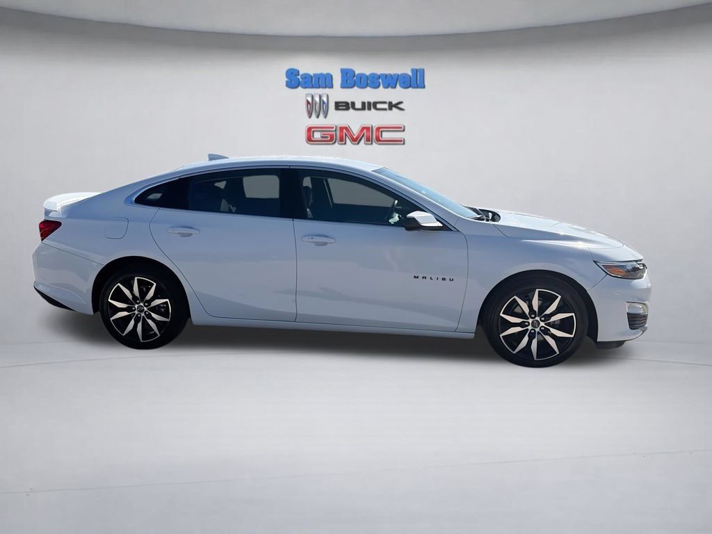 Used 2022 Chevrolet Malibu RS FWD image 10