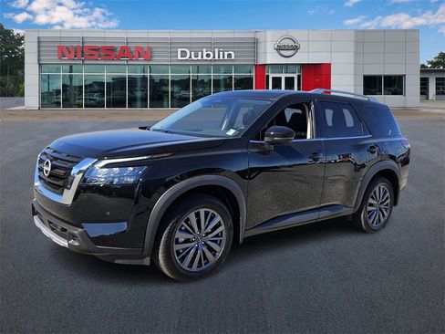 New 2025 Nissan Pathfinder SL w/ SL Premium Package image 1