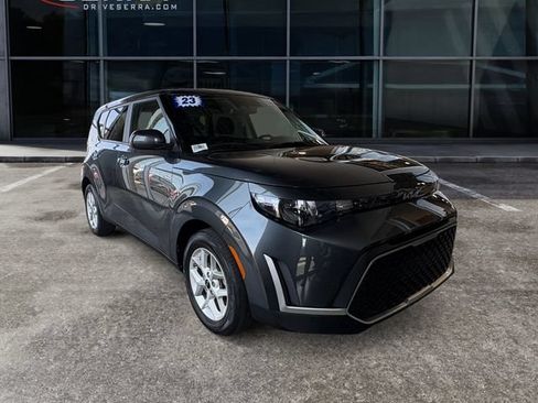 Certified 2023 Kia Soul LX w/ Option Group 015 FWD image 5