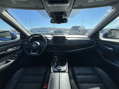 Used 2023 Nissan Rogue SL image 14