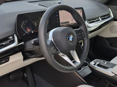 New 2026 BMW X1 xDrive28i w/ Convenience Package AWD/4WD image 12
