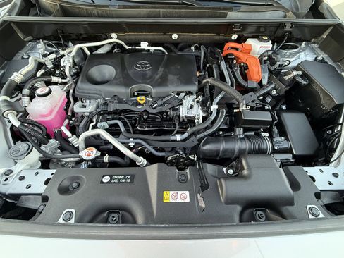 Used 2021 Toyota RAV4 XSE image 33