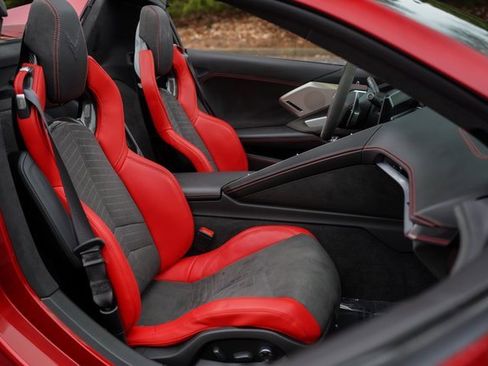 Used 2023 Chevrolet Corvette Stingray Premium Conv w/ Z51 Performance Package image 23