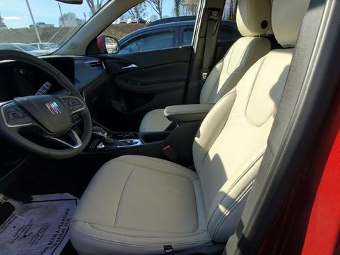 Used 2025 Buick Encore GX Preferred image 3