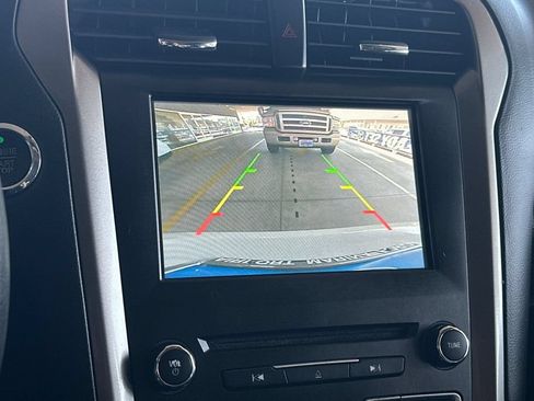 Certified 2017 Ford Fusion Energi SE FWD image 22