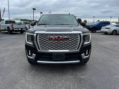 Used 2024 GMC Yukon Denali AWD/4WD image 2