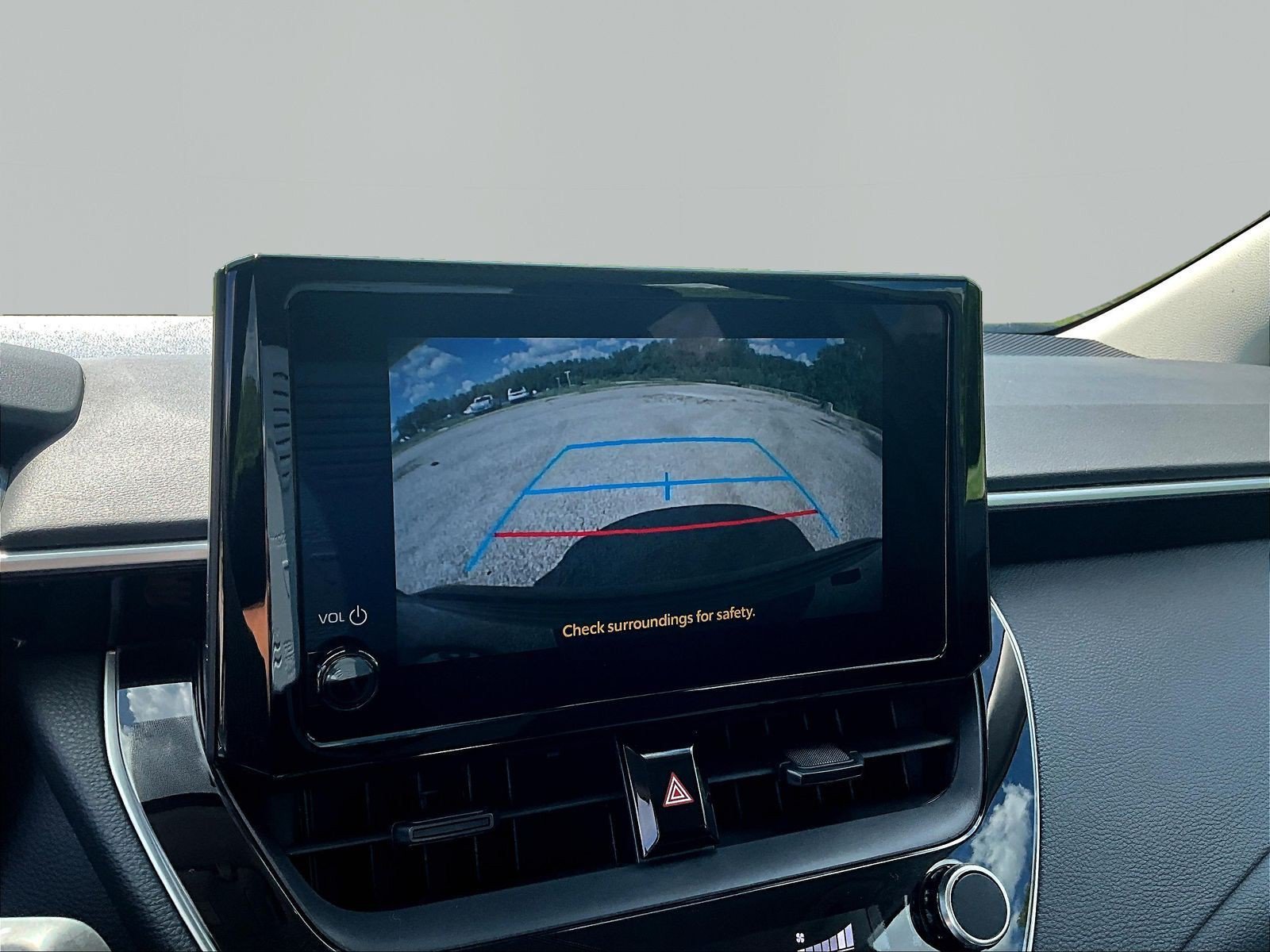 Used 2025 Toyota Corolla LE FWD image 14