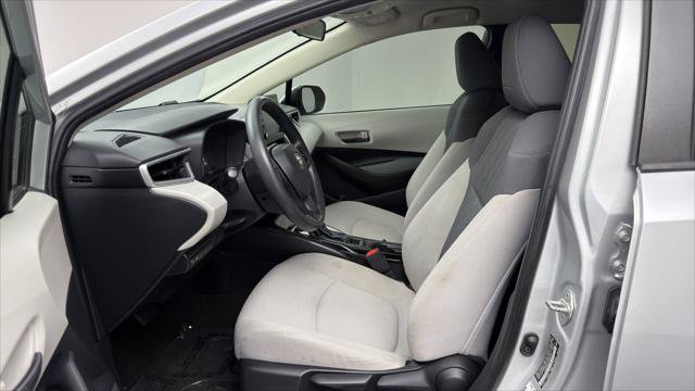 Used 2022 Toyota Corolla LE FWD image 14