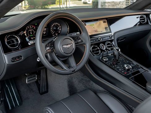 Used 2026 Bentley Continental GT AWD/4WD image 4