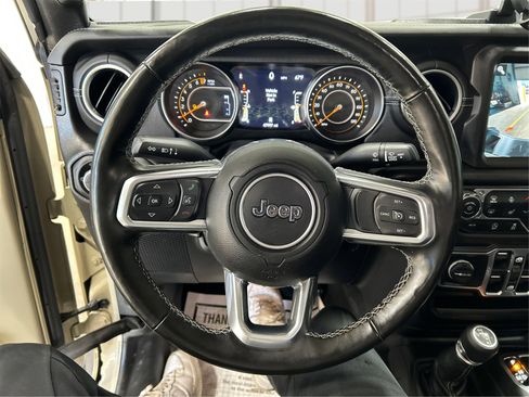 Used 2022 Jeep Gladiator Overland w/ Popular Equipment Package image 15