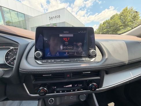 Certified 2023 Nissan Rogue SV AWD/4WD image 10