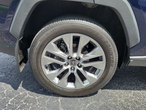 Used 2025 Toyota RAV4 XLE Premium w/ Weather Package FWD image 7