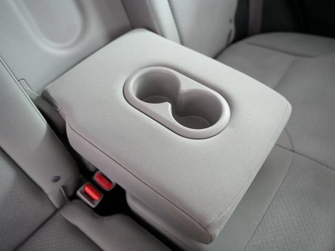 Used 2015 Honda CR-V LX image 36