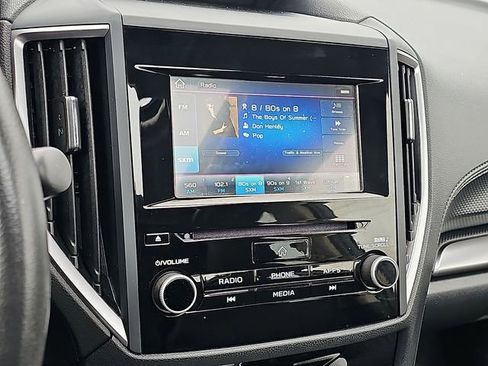 Used 2023 Subaru Forester Premium image 18