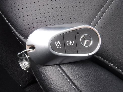 Used 2022 Mercedes-Benz C 300 4MATIC Sedan image 43