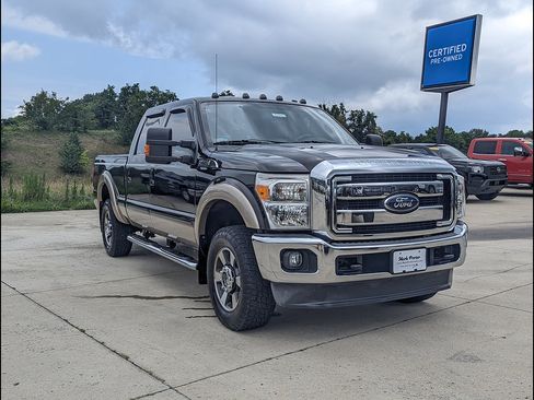Used 2014 Ford F250 Lariat w/ Lariat Interior Package AWD/4WD image 5