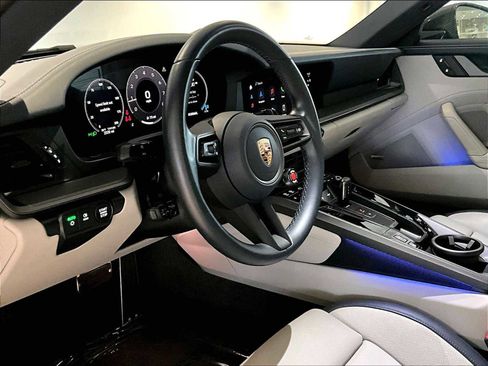 Used 2025 Porsche 911 Carrera S image 7