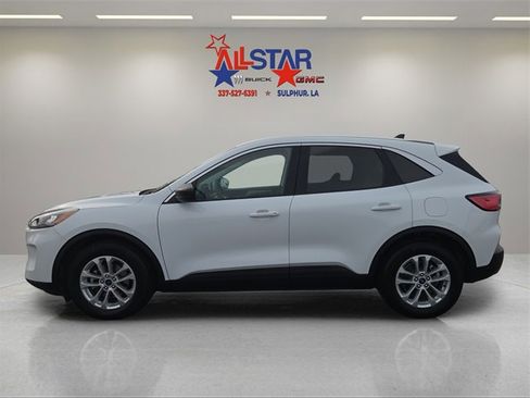 Used 2022 Ford Escape SE image 4