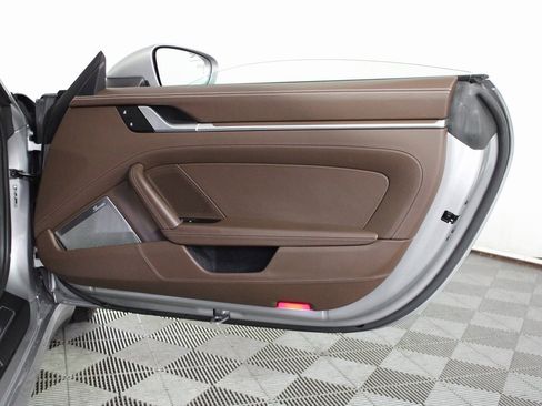 Used 2024 Porsche 911 Carrera S image 31