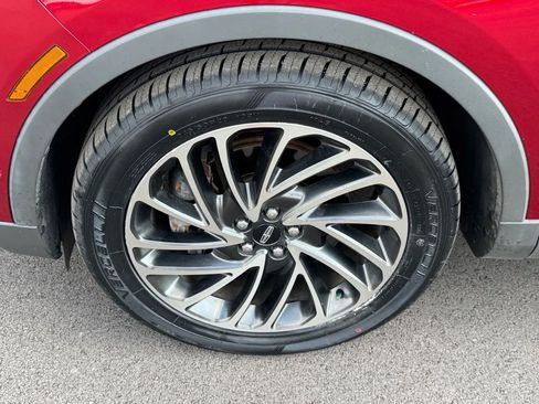 Used 2019 Lincoln Nautilus Reserve AWD/4WD image 15