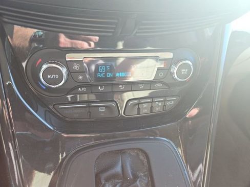 Used 2014 Ford Escape Titanium w/ Equipment Group 401A image 9