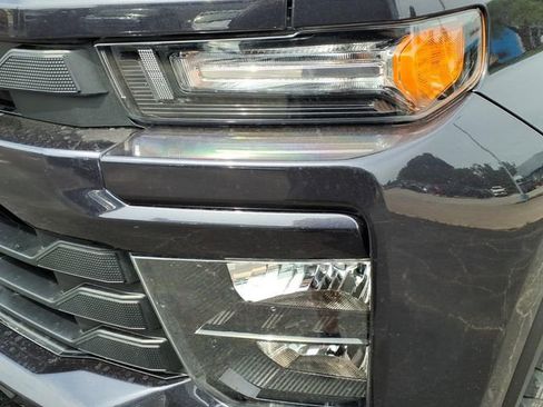 Used 2024 Chevrolet Silverado 2500 Custom w/ Custom Value Package AWD/4WD image 9