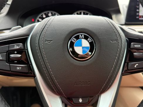 Used 2018 BMW 530i image 18