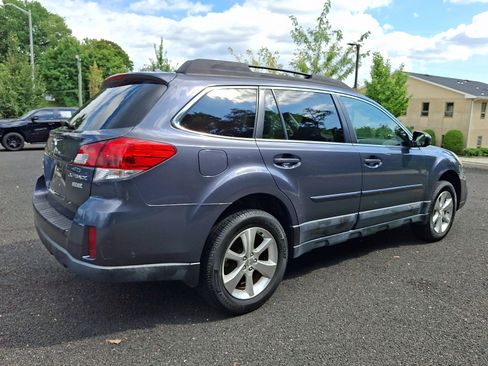 Used 2014 Subaru Outback 2.5i Limited w/ Moonroof Package AWD/4WD image 6