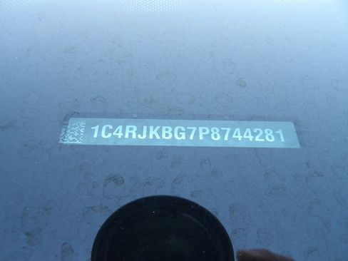 Used 2023 Jeep Grand Cherokee L Limited w/ Trailer Tow Group (B) image 28