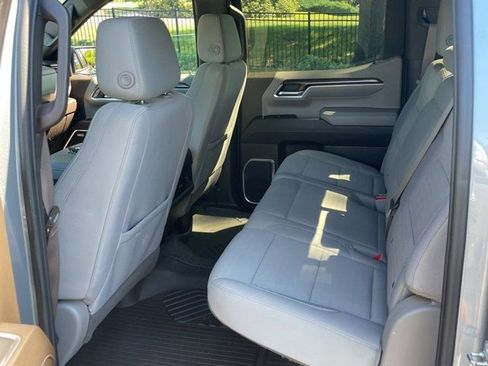 Used 2023 Chevrolet Silverado 1500 LT Trail Boss w/ Convenience Package II AWD/4WD image 11