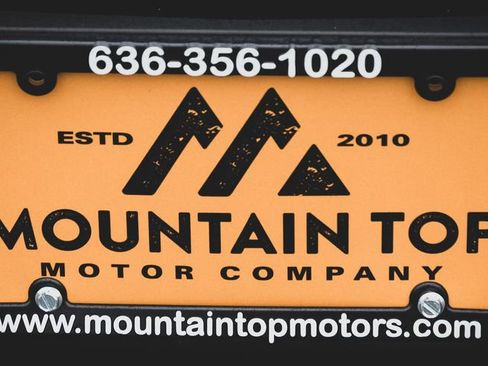 Used 2015 Chevrolet Tahoe LTZ AWD/4WD image 23