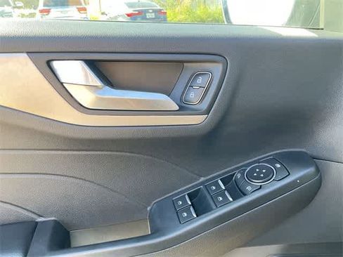 Used 2021 Ford Escape SEL image 14