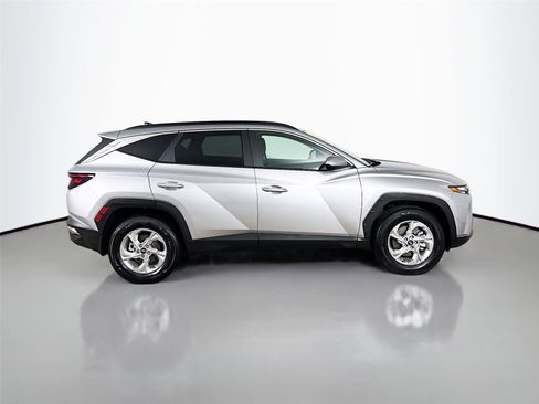 Used 2024 Hyundai Tucson SEL AWD/4WD image 17