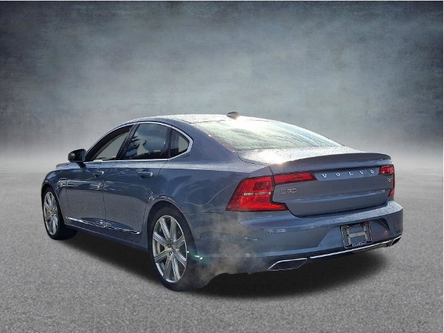 Used 2017 Volvo S90 T6 Inscription w/ Vision Package AWD/4WD image 4