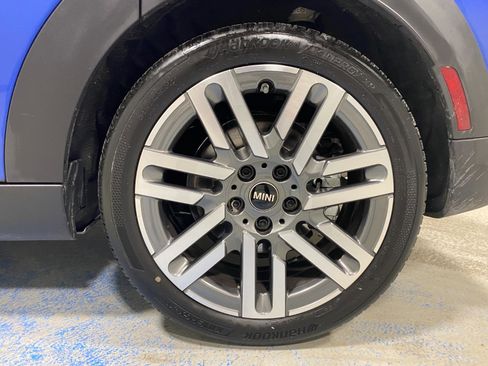 Certified 2025 MINI Cooper S image 25