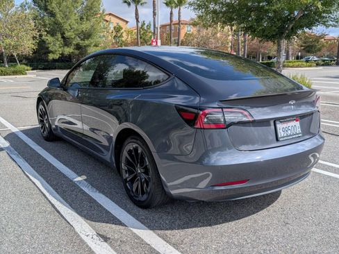 Used 2022 Tesla Model 3 Standard Range RWD image 8