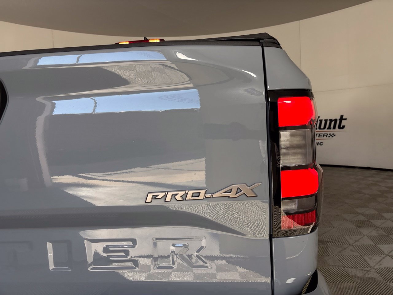 Used 2023 Nissan Frontier PRO-4X w/ Pro Convenience Package AWD/4WD image 35